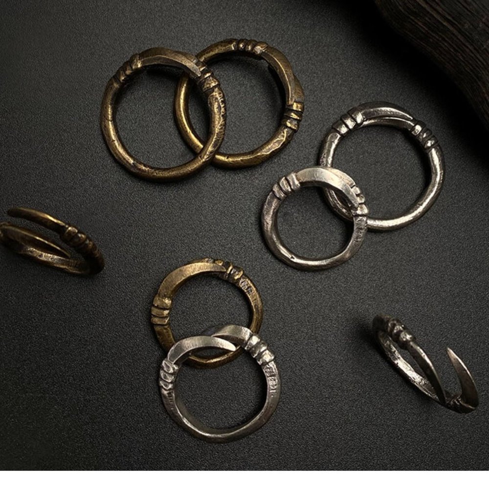 MIYU DECAY BRASS TALON CLAW RING SIZE 7